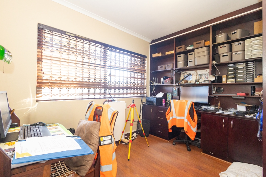 3 Bedroom Property for Sale in D